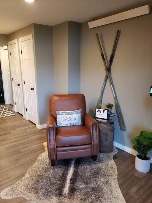 ديلون Lake Front Condo 1Bd - Fully Remodeled! المظهر الخارجي الصورة